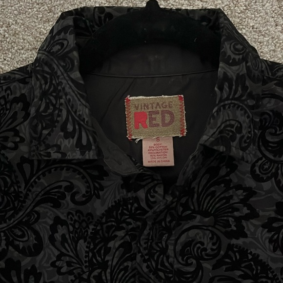 Black paisley cotton/poly blend button down shirt - Picture 2 of 4
